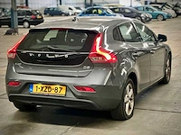 Volvo v40 1.6 d2 momentum automaat; 1-xzd-87 - afbeelding 8 van  15