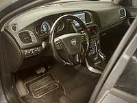 Volvo v40 1.6 d2 momentum automaat; 1-xzd-87 - afbeelding 12 van  15