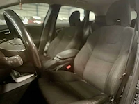 Volvo v40 1.6 d2 momentum automaat; 1-xzd-87 - afbeelding 13 van  15