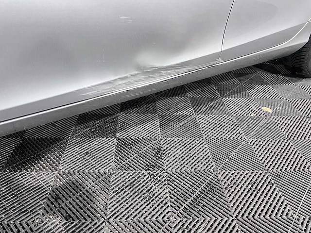 Volvo v40 1.6 d2 momentum, hg-428-j - afbeelding 4 van  14