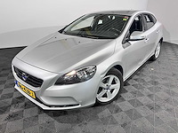 Volvo v40 1.6 d2 momentum, hg-428-j - afbeelding 1 van  14