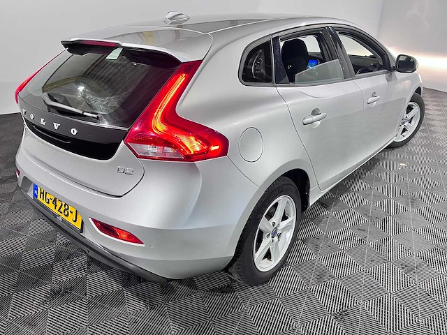 Volvo v40 1.6 d2 momentum, hg-428-j - afbeelding 14 van  14