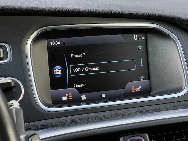 Volvo v40 1.6 d2 summum | 6-spn-05 - afbeelding 3 van  32