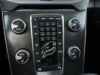 Volvo v40 1.6 d2 summum | 6-spn-05 - afbeelding 4 van  32