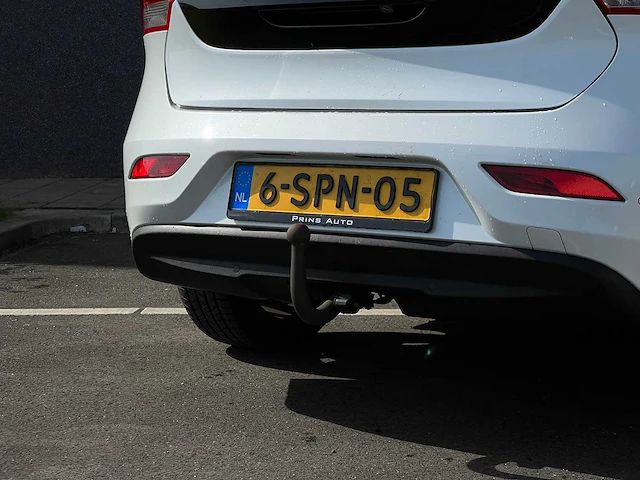 Volvo v40 1.6 d2 summum | 6-spn-05 - afbeelding 7 van  32