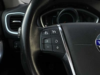 Volvo v40 1.6 d2 summum | 6-spn-05 - afbeelding 8 van  32