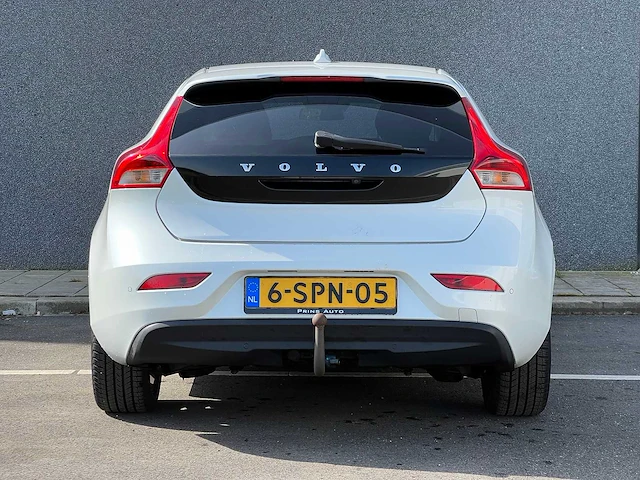 Volvo v40 1.6 d2 summum | 6-spn-05 - afbeelding 22 van  32