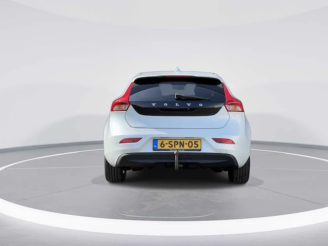 Volvo v40 1.6 d2 summum | 6-spn-05 - afbeelding 23 van  32