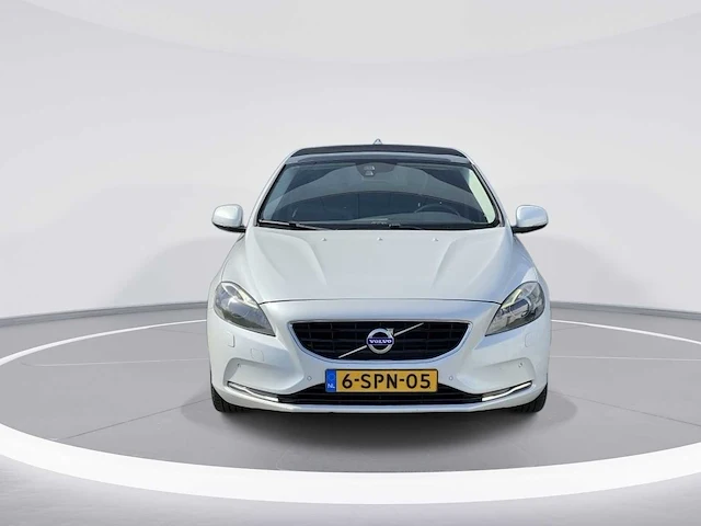 Volvo v40 1.6 d2 summum | 6-spn-05 - afbeelding 29 van  32