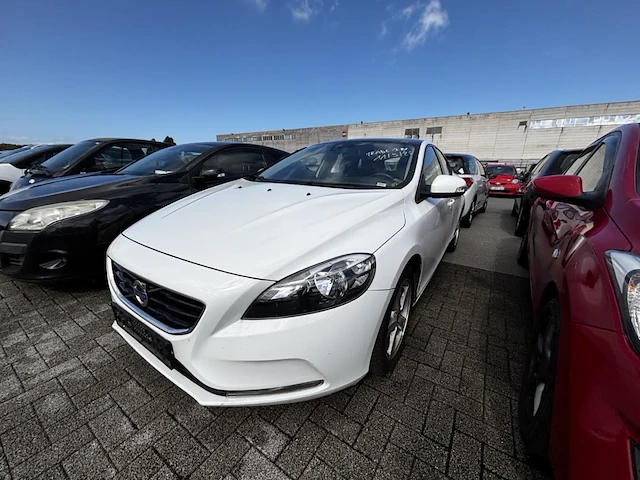 Volvo v40 1.6 t2 kinetic,2015 - afbeelding 1 van  28