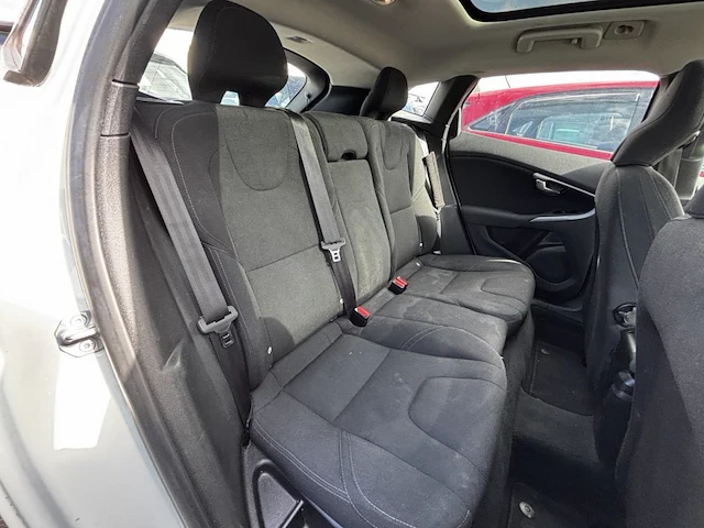 Volvo v40 1.6 t2 kinetic,2015 - afbeelding 15 van  28