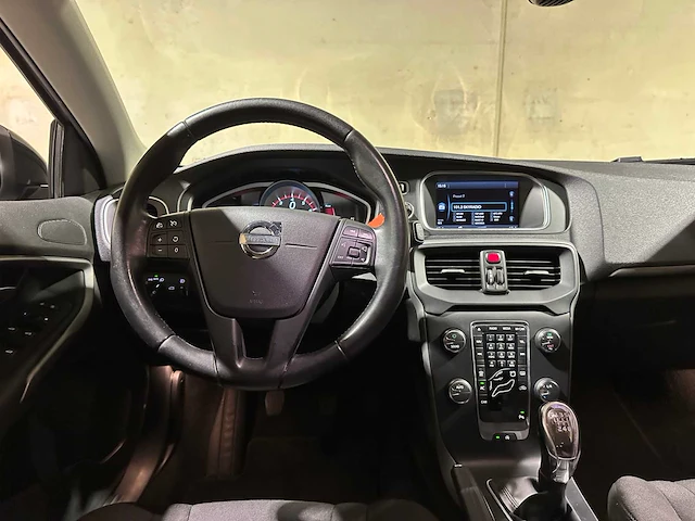 Volvo v40 1.6 t3 kinetic 150pk 2012, 53-xvv-5 - afbeelding 11 van  48