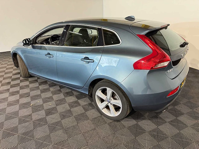 Volvo v40 1.6 t3 momentum, 2-kbp-13 - afbeelding 8 van  15