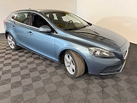 Volvo v40 1.6 t3 momentum, 2-kbp-13 - afbeelding 12 van  15