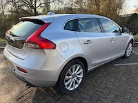 Volvo v40 1.6 t3 momentum; 6-xth-53 - afbeelding 12 van  18