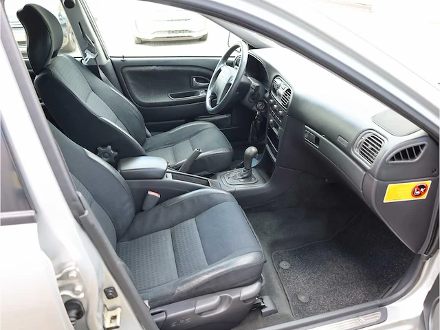 Volvo v40 1.8, 2001, automaat, 17-gn-lg - afbeelding 8 van  29