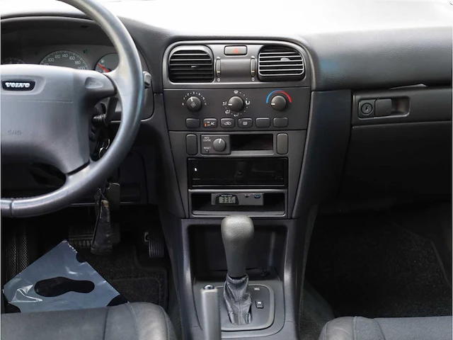 Volvo v40 1.8, 2001, automaat, 17-gn-lg - afbeelding 10 van  29
