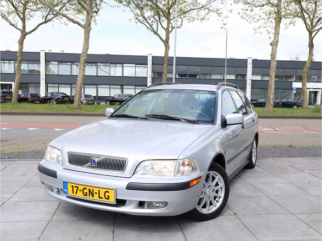 Volvo v40 1.8, 2001, automaat, 17-gn-lg - afbeelding 1 van  29
