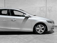 Volvo v40 2.0 d2 momentum 120pk 2015, gh-539-n - afbeelding 3 van  43