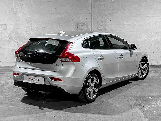 Volvo v40 2.0 d2 momentum 120pk 2015, gh-539-n - afbeelding 5 van  43
