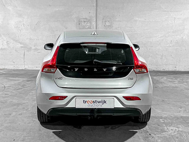 Volvo v40 2.0 d2 momentum 120pk 2015, gh-539-n - afbeelding 7 van  43