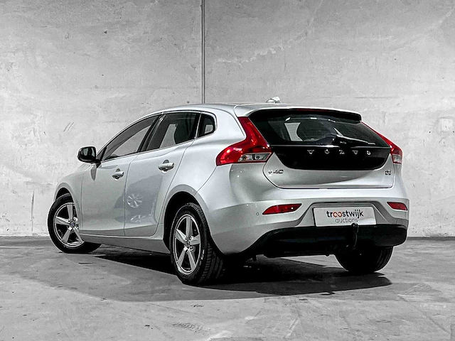 Volvo v40 2.0 d2 momentum 120pk 2015, gh-539-n - afbeelding 8 van  43