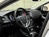 Volvo v40 2.0 d2 momentum 120pk 2015, gh-539-n - afbeelding 11 van  43