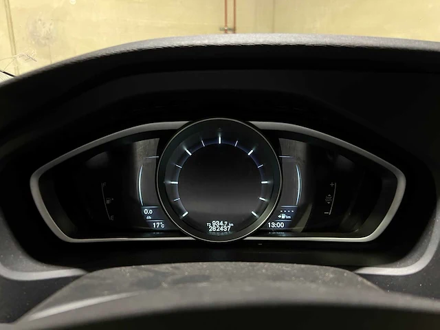 Volvo v40 2.0 d2 momentum 120pk 2015, gh-539-n - afbeelding 21 van  43