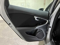 Volvo v40 2.0 d2 momentum 120pk 2015, gh-539-n - afbeelding 28 van  43