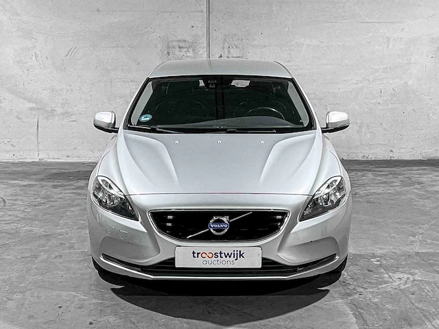Volvo v40 2.0 d2 momentum 120pk 2015, gh-539-n - afbeelding 39 van  43
