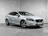 Volvo v40 2.0 d2 momentum 120pk 2015, gh-539-n - afbeelding 40 van  43