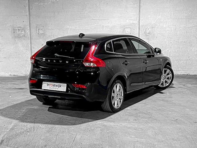 Volvo v40 2.0 d2 nordic+ inscription 120pk 2016, kn-272-n - afbeelding 2 van  46