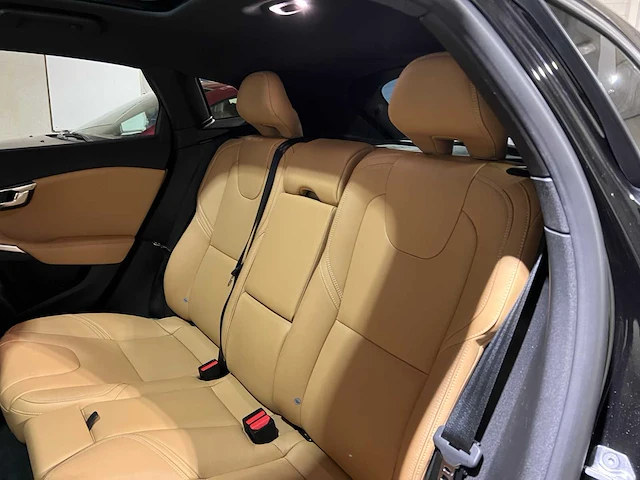 Volvo v40 2.0 d2 nordic+ inscription 120pk 2016, kn-272-n - afbeelding 31 van  46