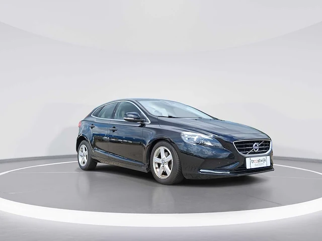 Volvo v40 2.0 d2 summum business| hr-843-t - afbeelding 12 van  32