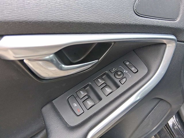 Volvo v40 2.0 d2 summum business| hr-843-t - afbeelding 13 van  32