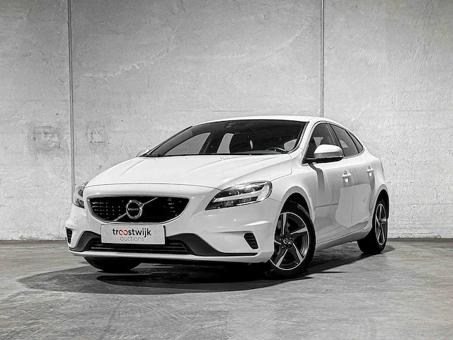Volvo v40 2.0 d3 business sport 150pk 2017, pr-110-k - afbeelding 1 van  49