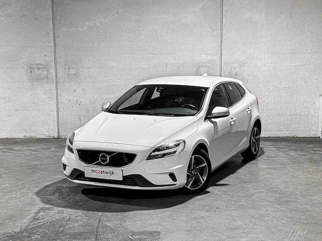 Volvo v40 2.0 d3 business sport 150pk 2017, pr-110-k - afbeelding 34 van  49