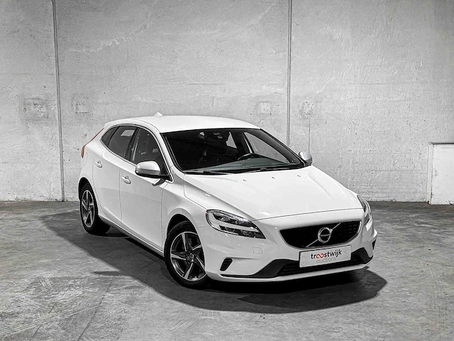 Volvo v40 2.0 d3 business sport 150pk 2017, pr-110-k - afbeelding 48 van  49