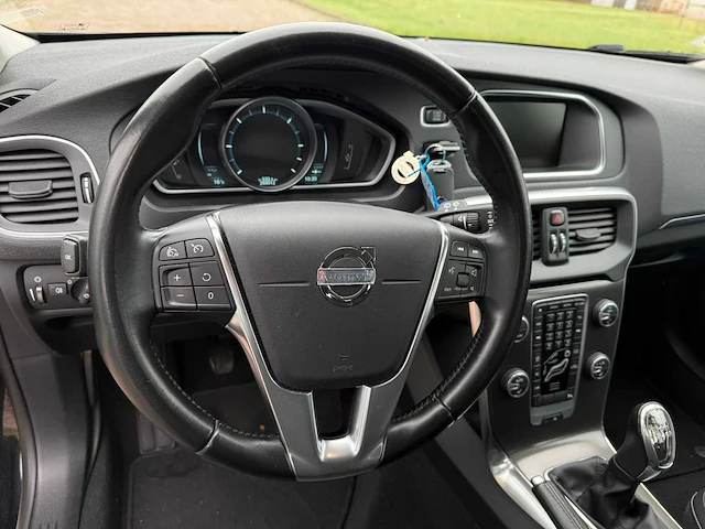 Volvo v40 2.0 d3 summum , kf-863-r - afbeelding 23 van  25