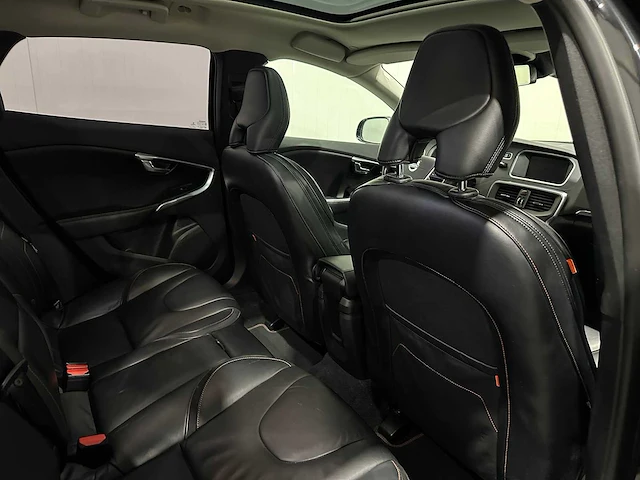 Volvo v40 2.0 d4 oc. race bns 149000km 1-zhj-26 - afbeelding 4 van  24