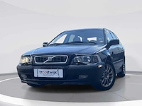 Volvo v40 2.0 dynamic navigator car 2003 | 54-lx-js - afbeelding 1 van  22