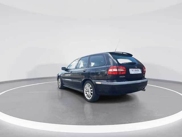 Volvo v40 2.0 dynamic navigator car 2003 | 54-lx-js - afbeelding 19 van  22