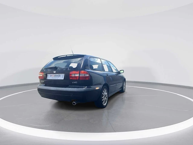 Volvo v40 2.0 dynamic navigator car 2003 | 54-lx-js - afbeelding 21 van  22