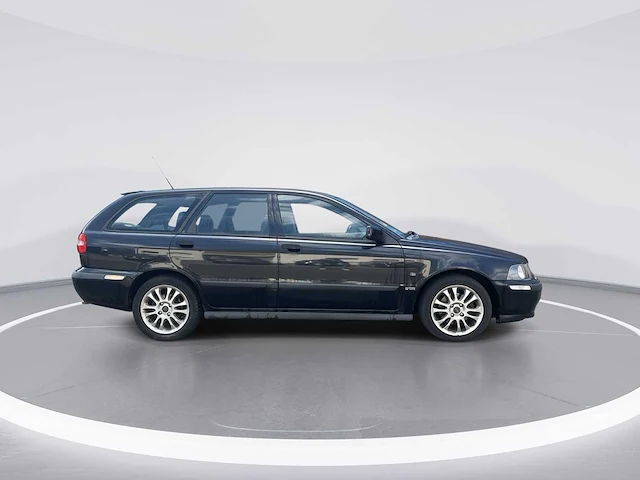 Volvo v40 2.0 dynamic navigator car 2003 | 54-lx-js - afbeelding 22 van  22