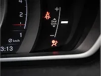 Volvo v40 2.0 t2 2016 navigatiesysteem parkeersensoren climate control cruise control 16"inch - afbeelding 22 van  32