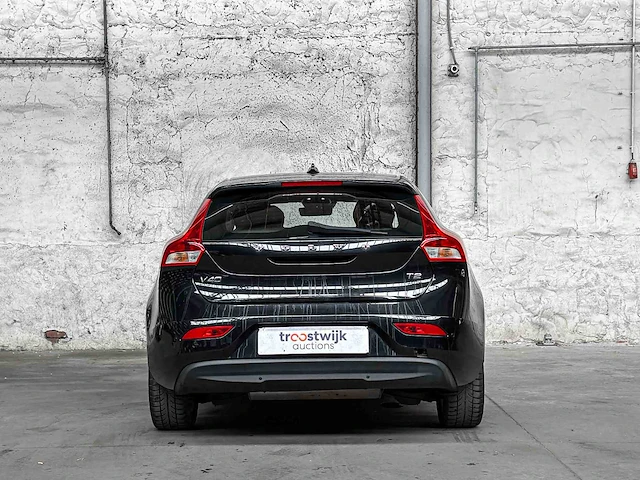 Volvo v40 2.0 t2 nordic+ 122pk 2017, pt-562-s - afbeelding 3 van  41