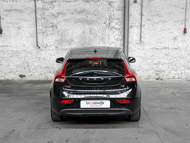 Volvo v40 2.0 t2 nordic+ 122pk 2017, pt-562-s - afbeelding 4 van  41