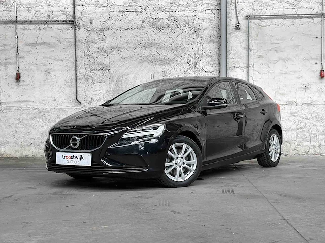 Volvo v40 2.0 t2 nordic+ 122pk 2017, pt-562-s - afbeelding 1 van  41