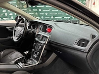 Volvo v40 2.0 t2 nordic+ 122pk 2017, pt-562-s - afbeelding 21 van  41