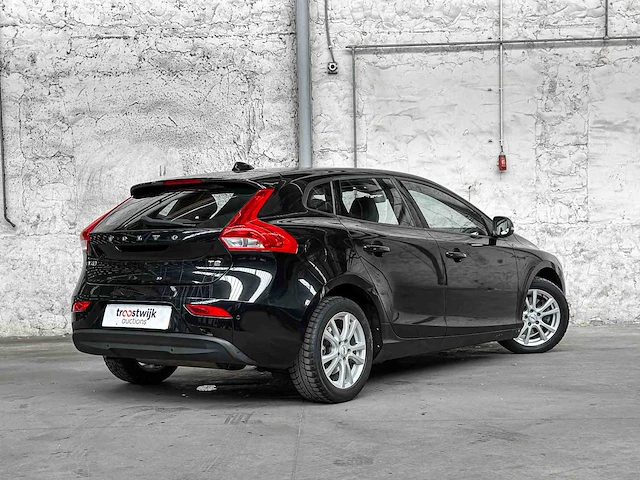 Volvo v40 2.0 t2 nordic+ 122pk 2017, pt-562-s - afbeelding 41 van  41